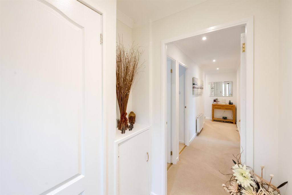 Property photo 2 of 38 Hallway