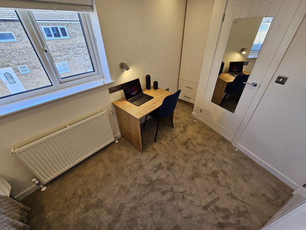 Property photo 3 of 23
