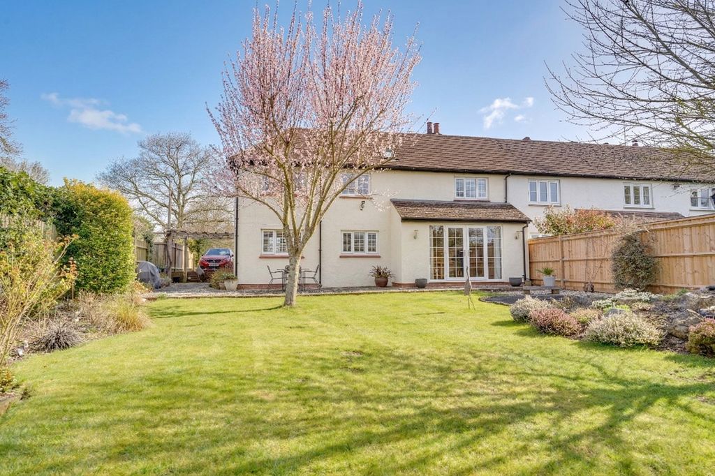 Property photo 3 of 18