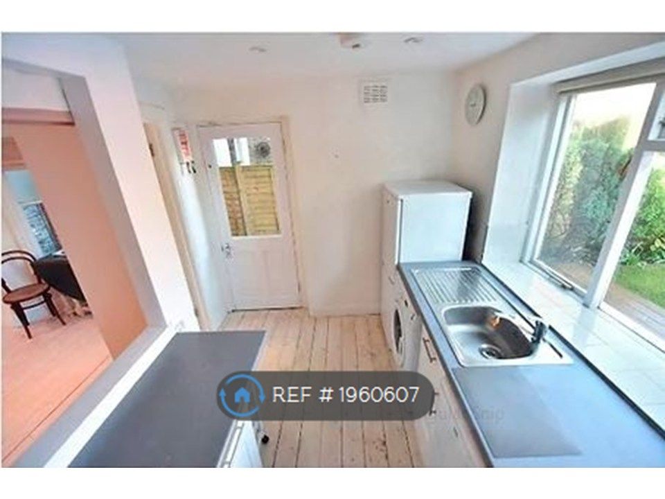 Property photo 2 of 3