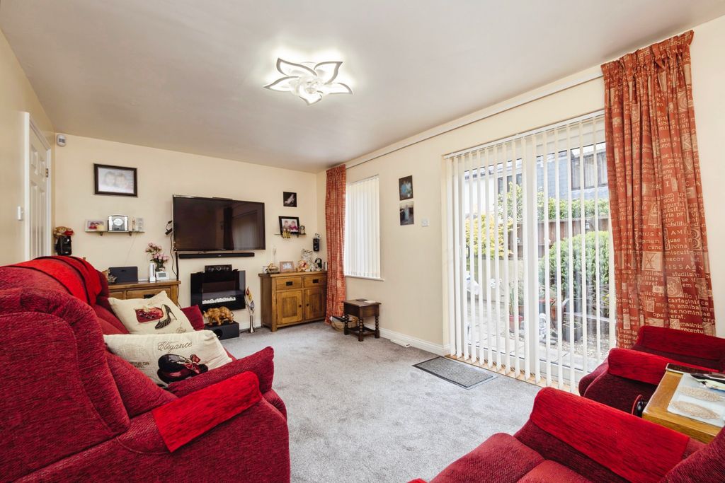 Property photo 3 of 13 Sitting Room (A)