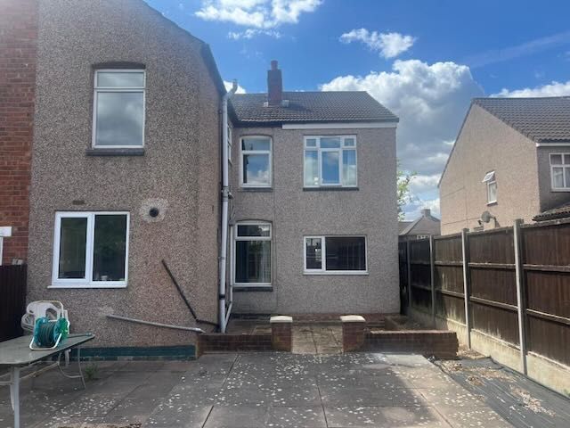 Property photo 3 of 4