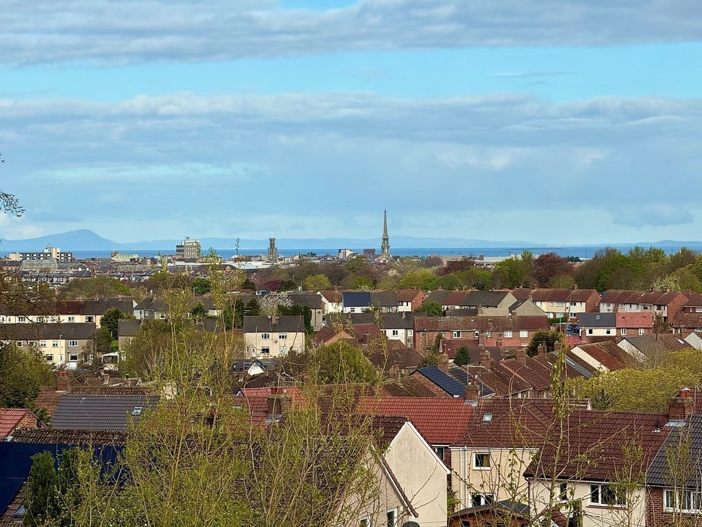 Property photo 2 of 20 Photo 22