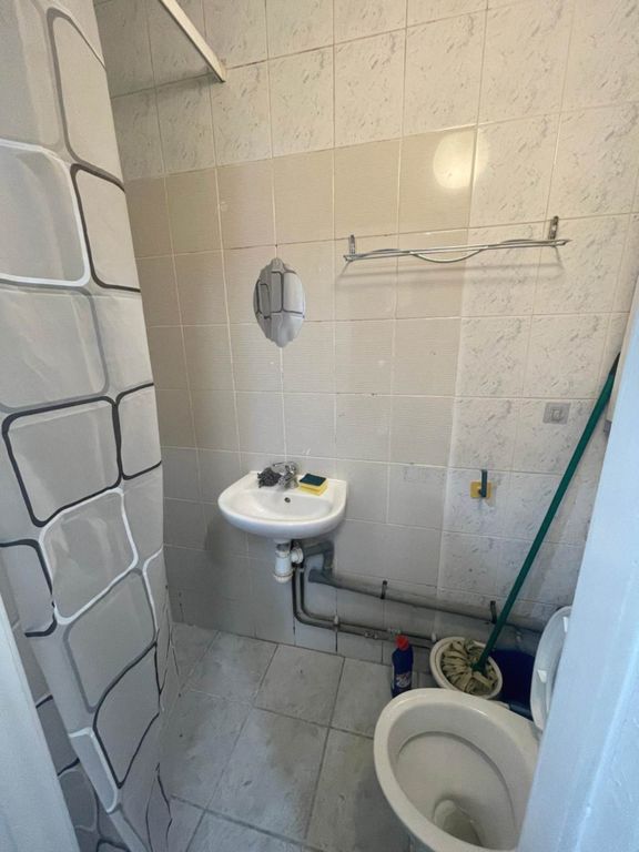 Property photo 3 of 3