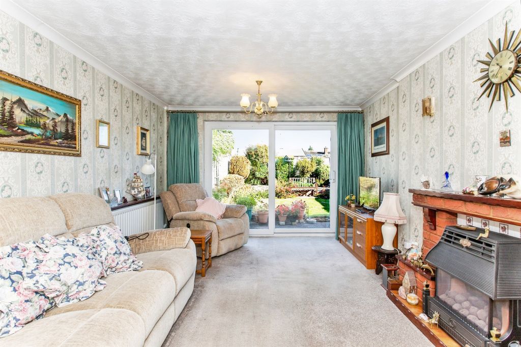 Property photo 3 of 17