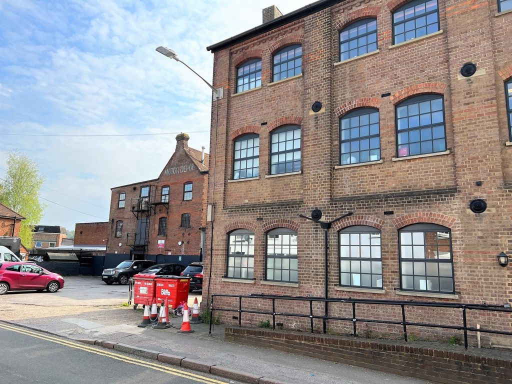 Property photo 2 of 7 Photo 7