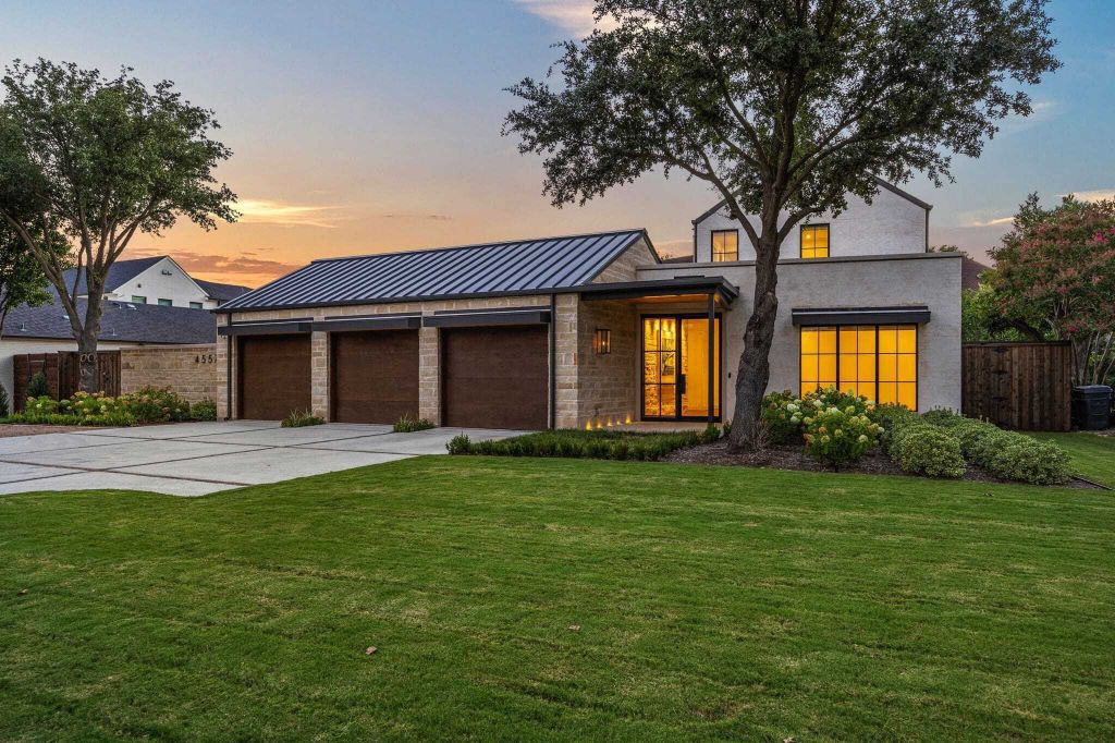 Property photo 1 of 31