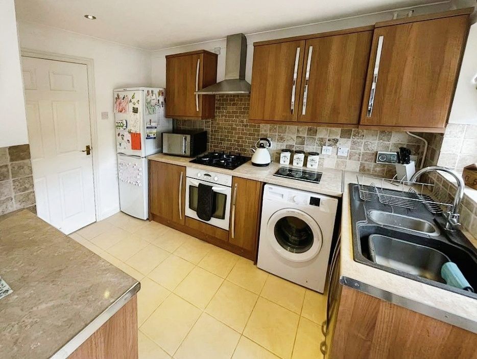 Property photo 3 of 15
