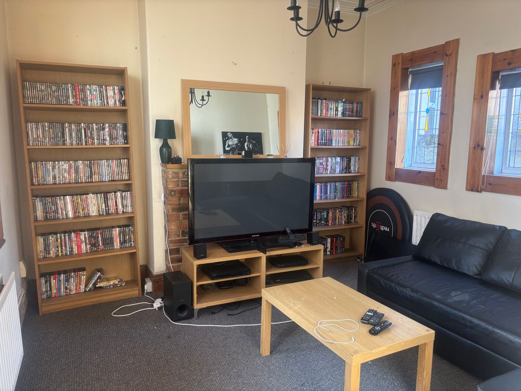 Property photo 2 of 10 Img_1605