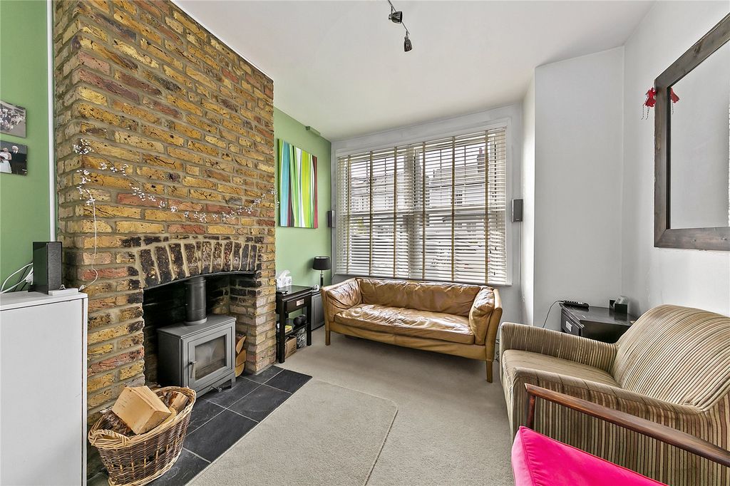 Property photo 3 of 15 Picture No. 02