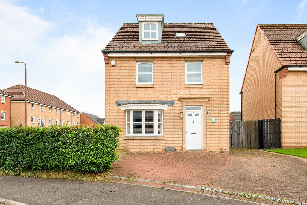 Property photo 1 of 24