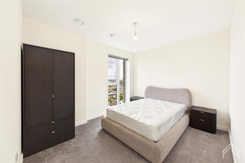 Property photo 3 of 11 4.Jpg