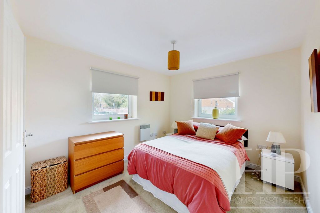 Property photo 3 of 10