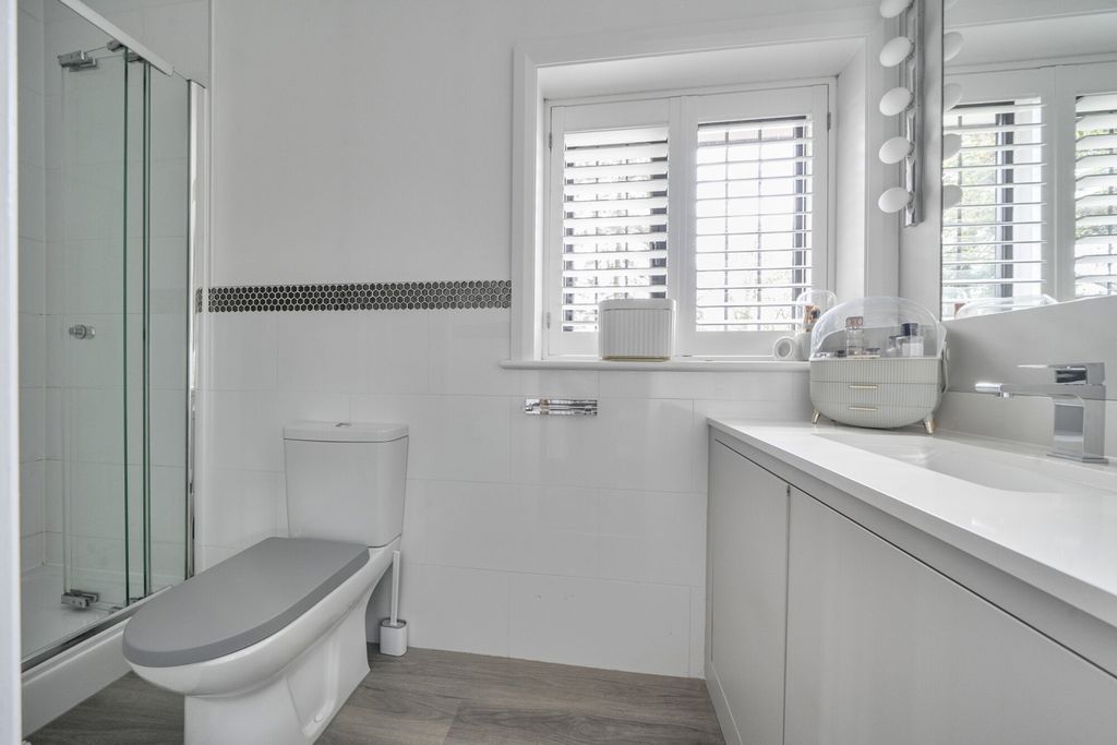 Additional image 24 of 7 bed detached house for saleShirley Church Road, Croydon CR0