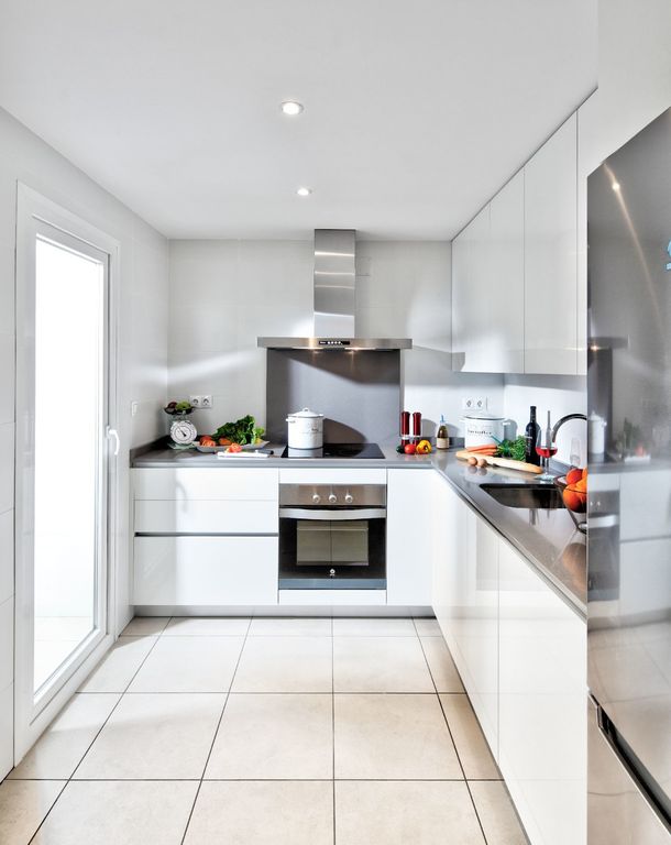 Property photo 2 of 15 Photo 1