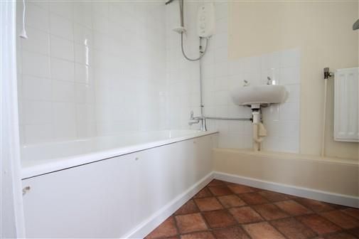 Property photo 3 of 5 35282.Jpg