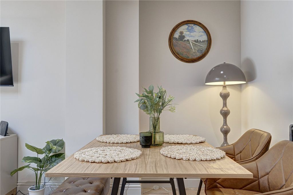 Property photo 3 of 17 Dining