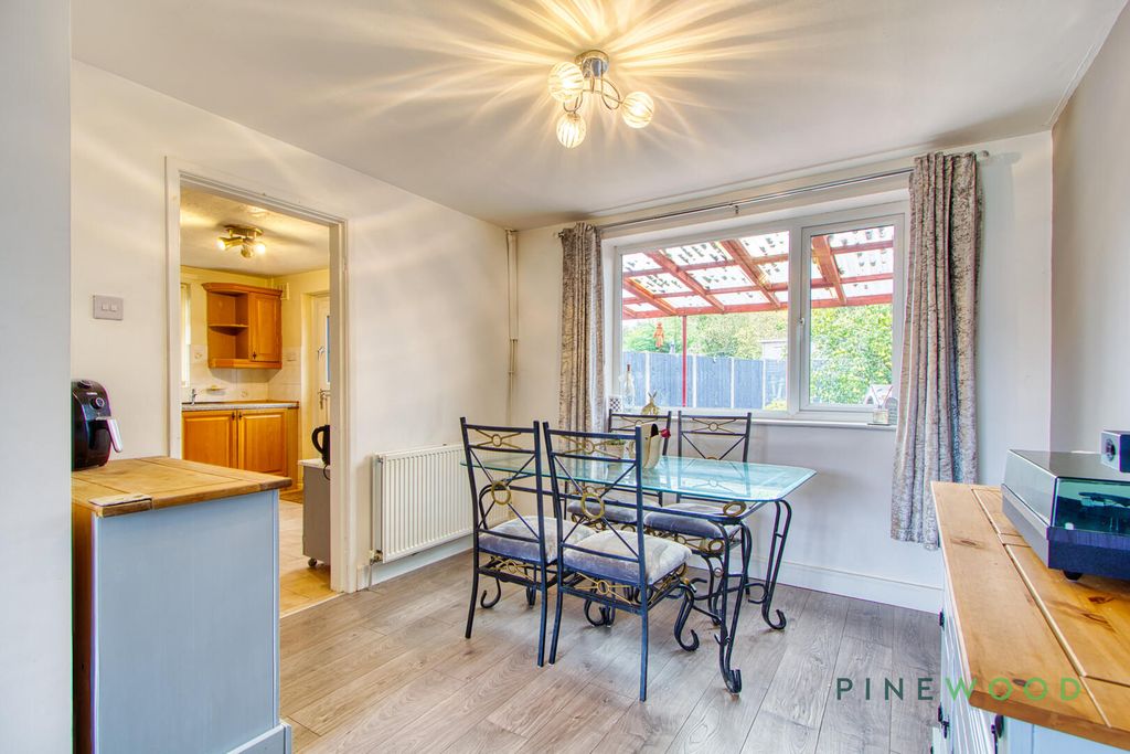 Property photo 2 of 25 Dining Room