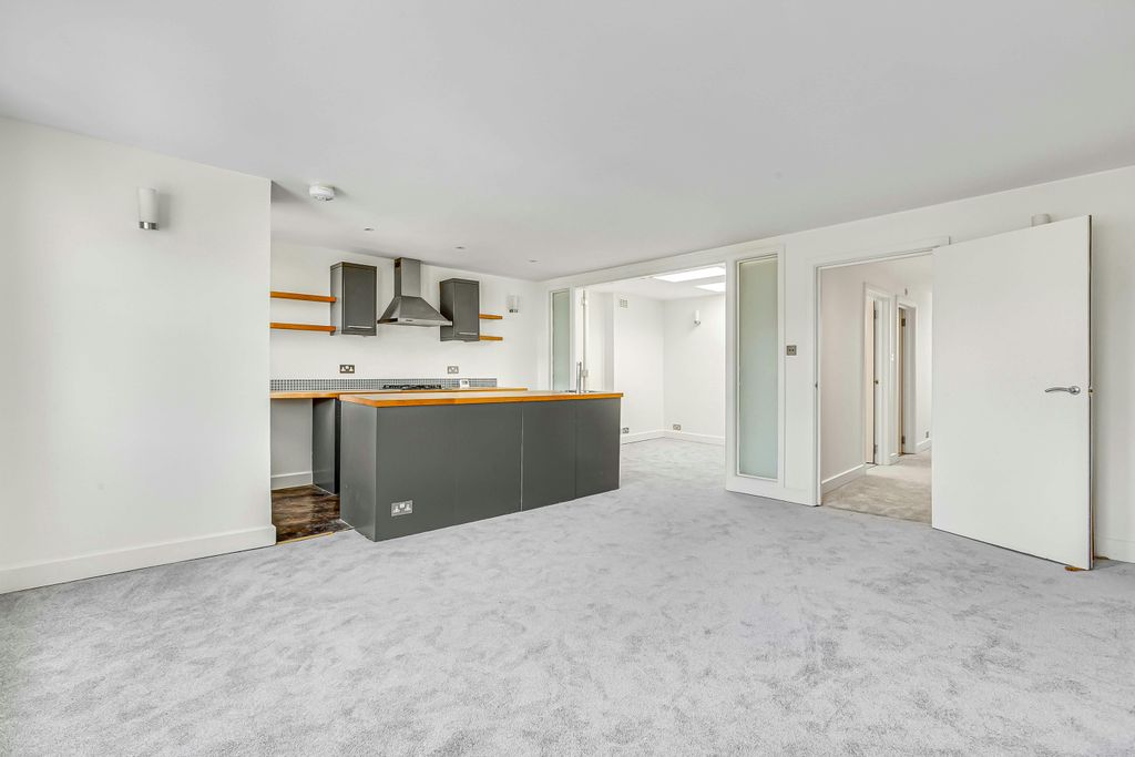 Property photo 1 of 9 Daniel_Watneytff_12_Redcliffe_Gardens2.Jpg