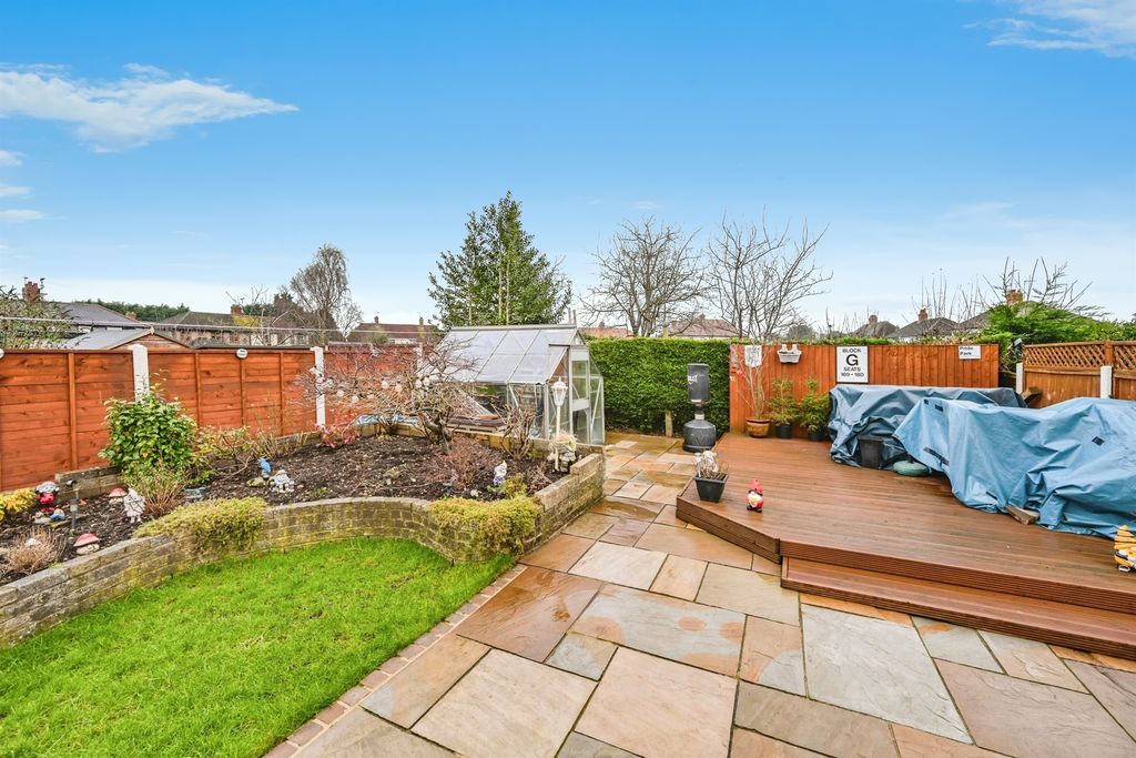 Property photo 2 of 18 Exterior: