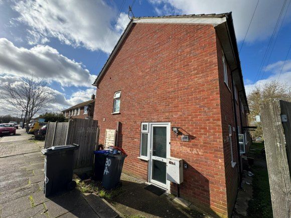 Property photo 1 of 6 Front Of House - Landscape.Jpeg