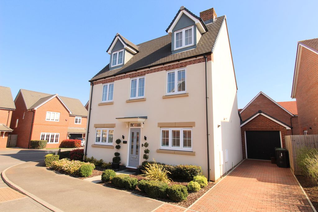 Property photo 1 of 27 Img_2455