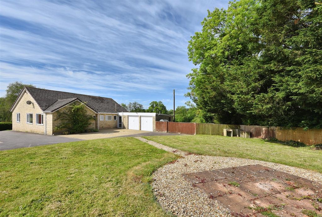 Property photo 1 of 13 Garden
