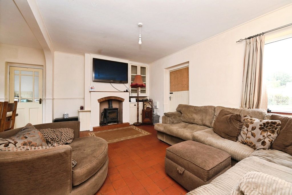 Property photo 2 of 15 Photo