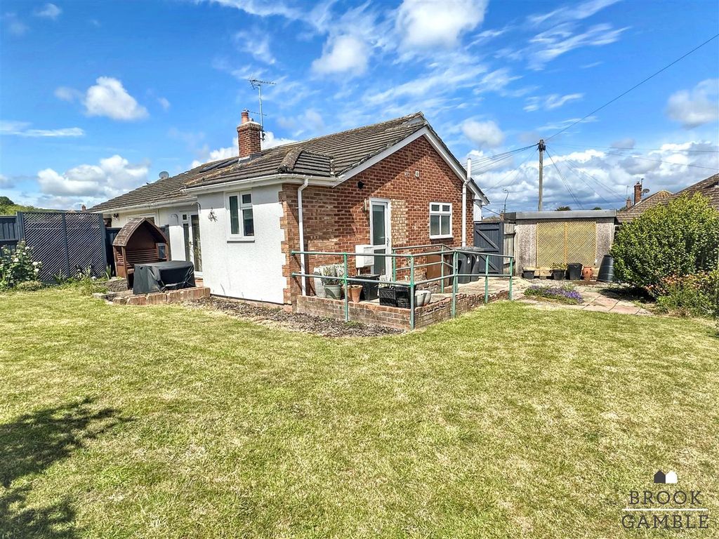 Property photo 2 of 21 01323 438506