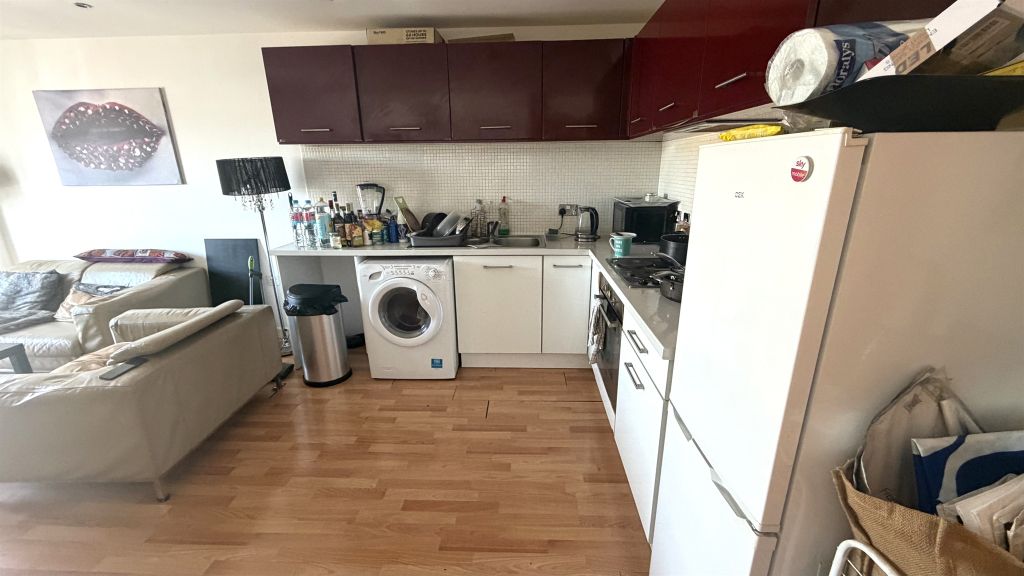 Property photo 3 of 6