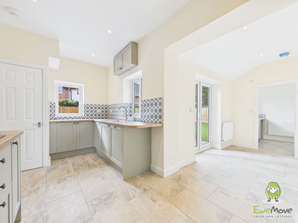Property photo 3 of 13 Kitchen. Emilydimelowewemovewhitchurchandnantwich