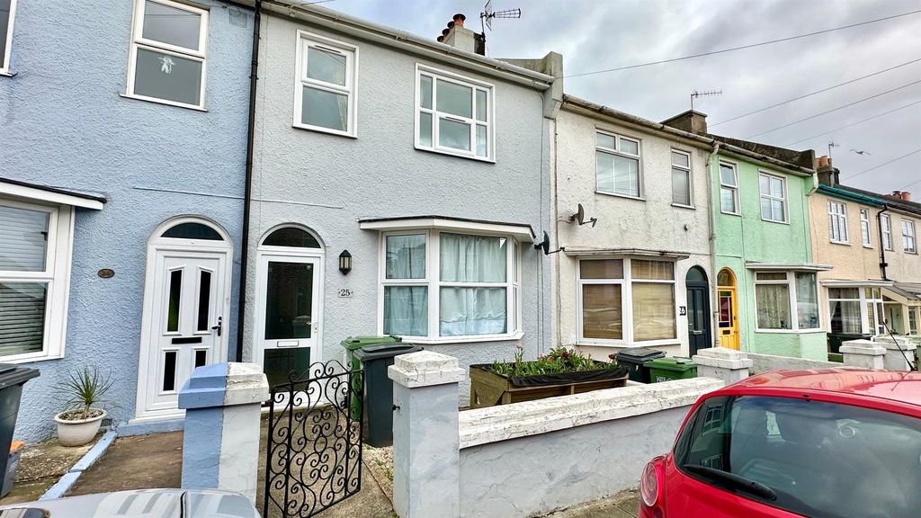 Property photo 2 of 27