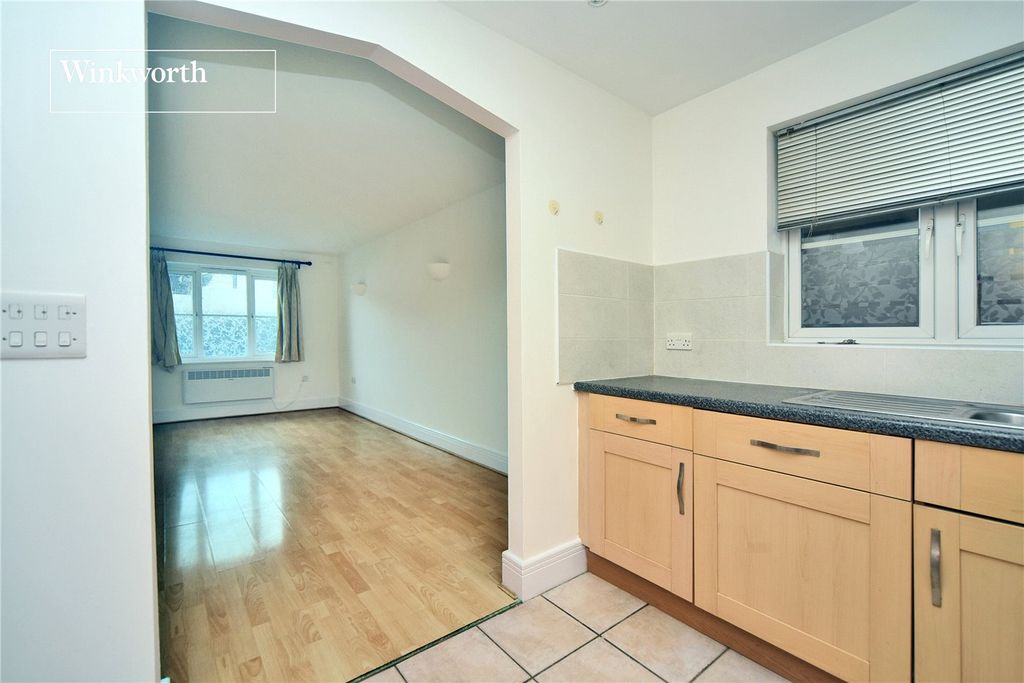 Property photo 3 of 10 Picture No. 16