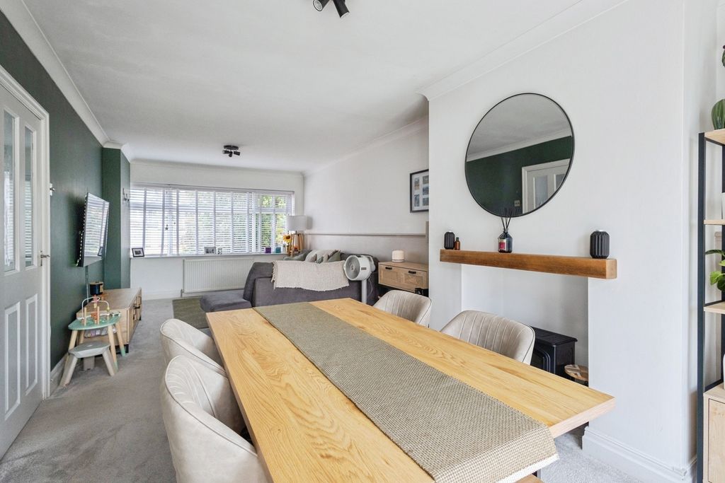 Property photo 2 of 16 Dining Room