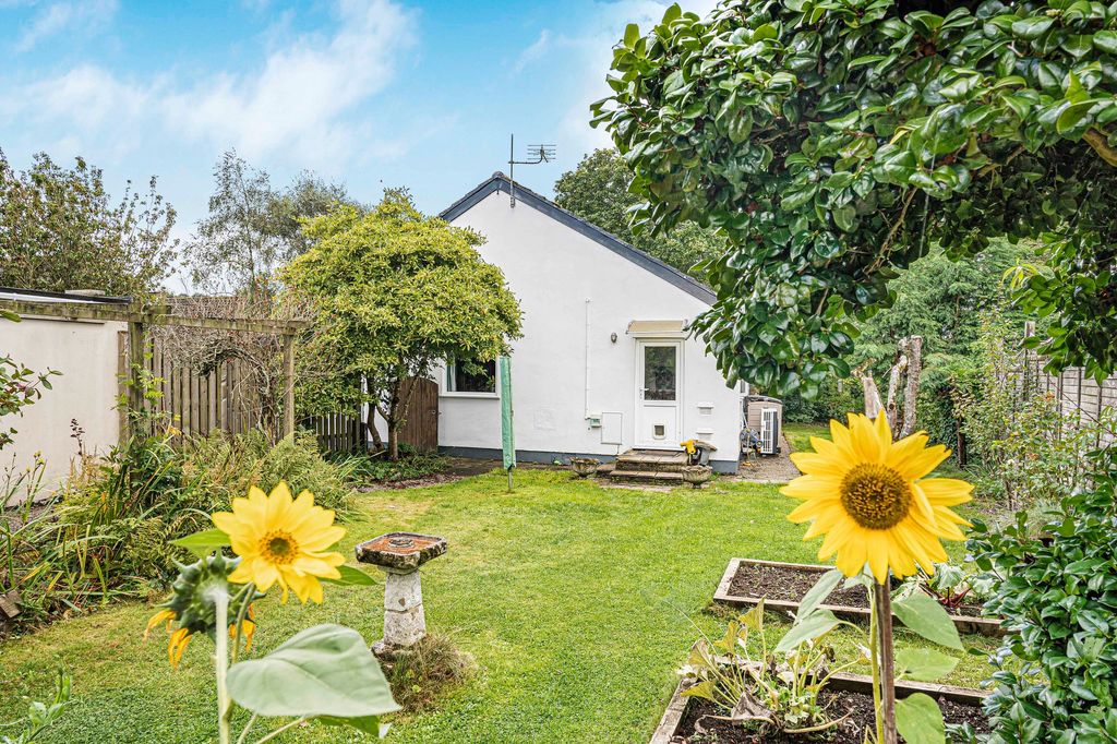 Property photo 1 of 23