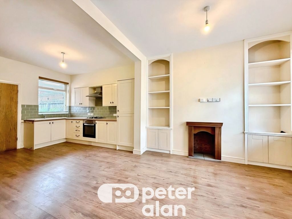 Property photo 3 of 10 Image