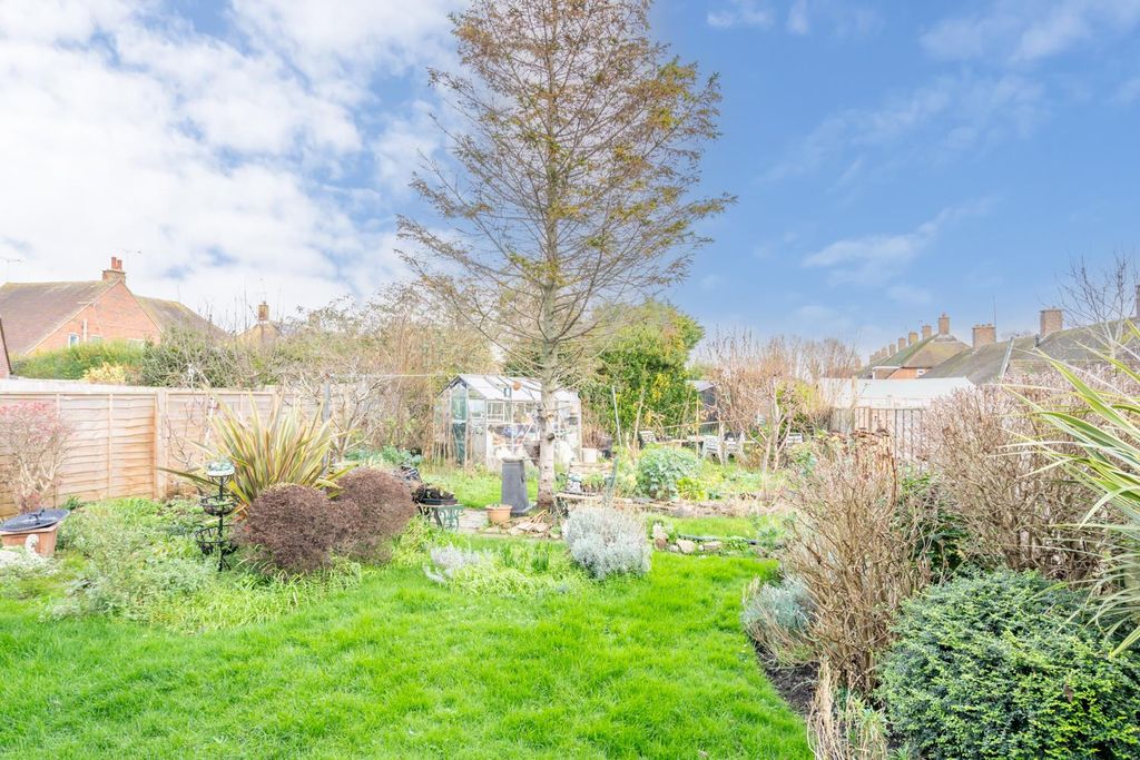 Property photo 2 of 12 Garden.Jpg