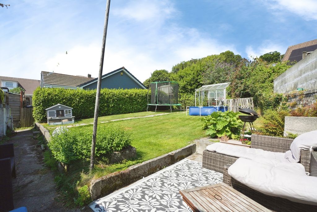 Property photo 2 of 20 Pbox-Img.Jpg