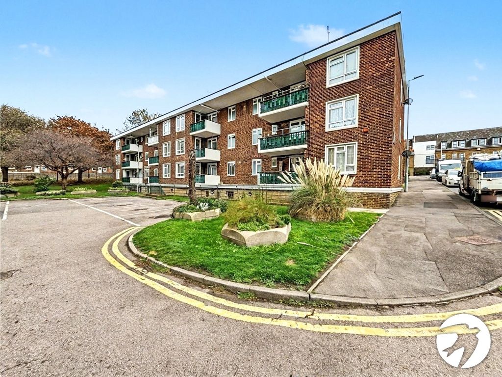 Property photo 1 of 9 Picture No. 05