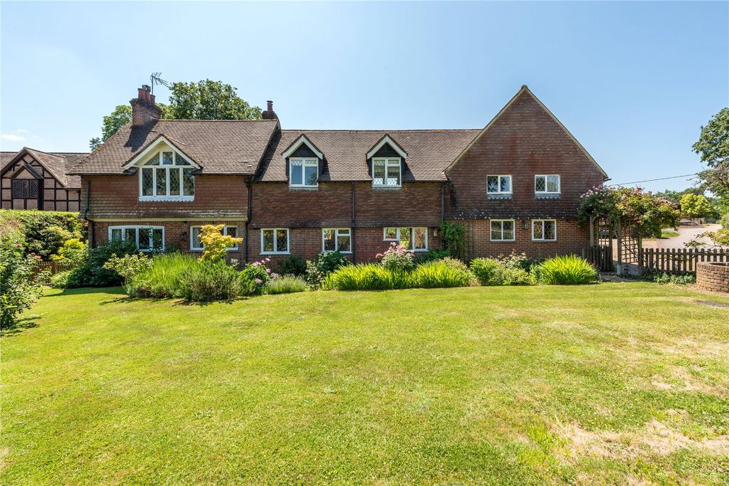 Property photo 1 of 32 Picture No. 04