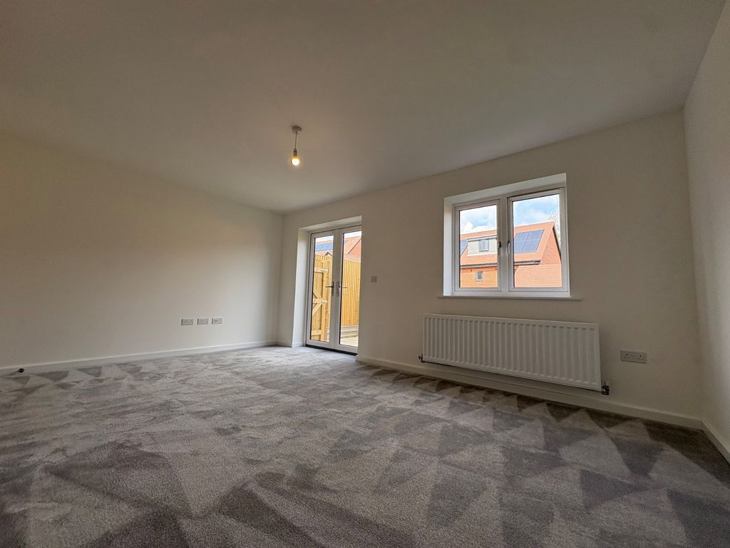 Property photo 2 of 10 Picture No. 04