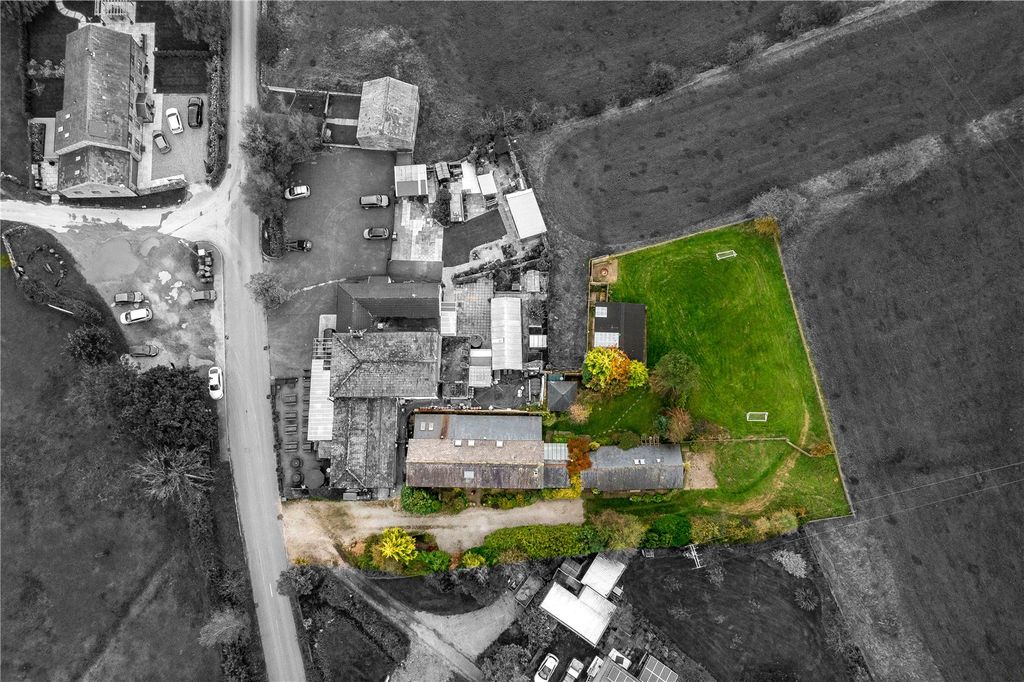 Property photo 2 of 49 Site Plan