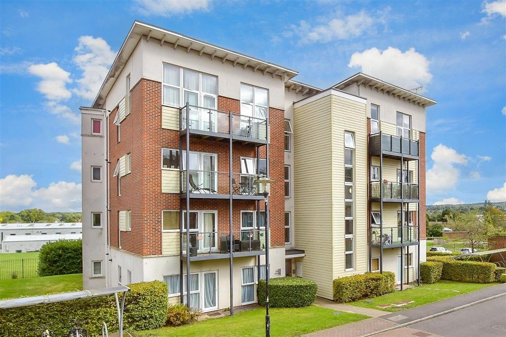 Property photo 1 of 10 External (Web)