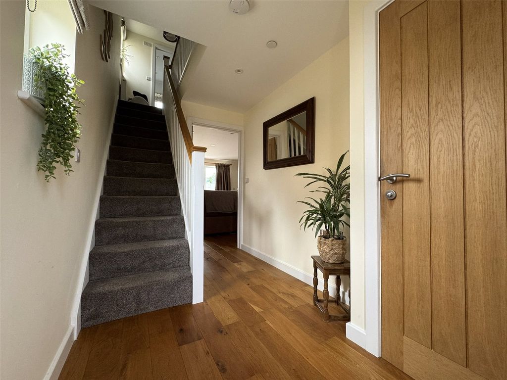 Property photo 3 of 27 Picture No. 04