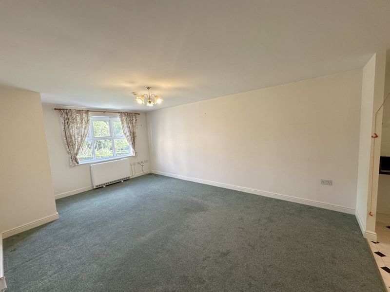 Property photo 3 of 16 Photo 3