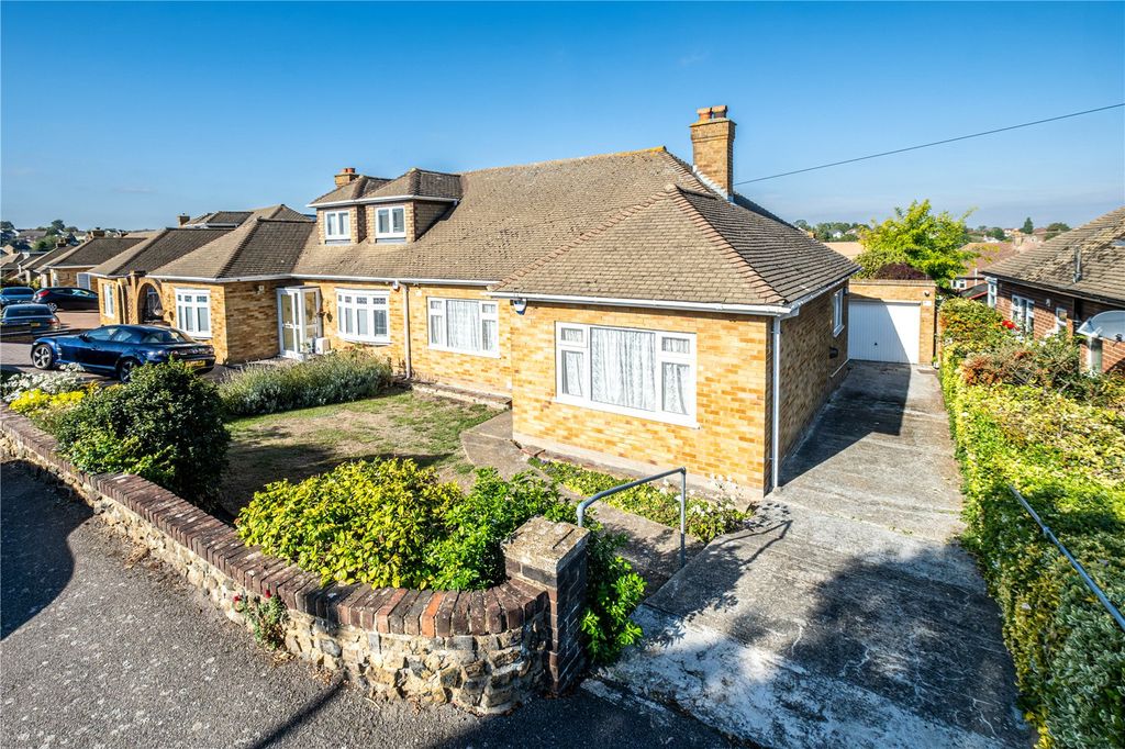 Property photo 1 of 18 Picture No. 05