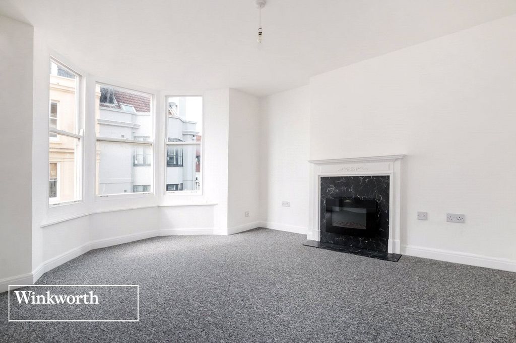 Property photo 3 of 10 Picture No. 02