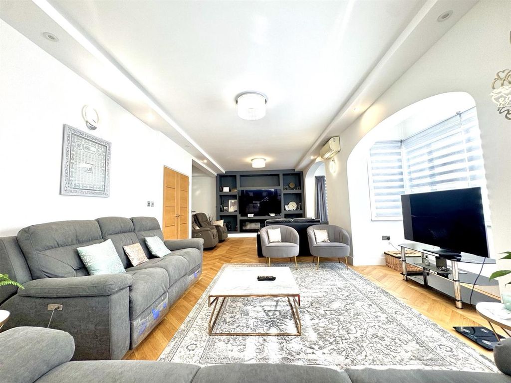 Additional image 6 of 5 bed semi-detached house for saleCheyne Walk, Croydon CR0