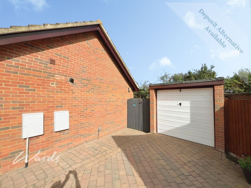 Property photo 2 of 10 82Fd0dc3-Garage