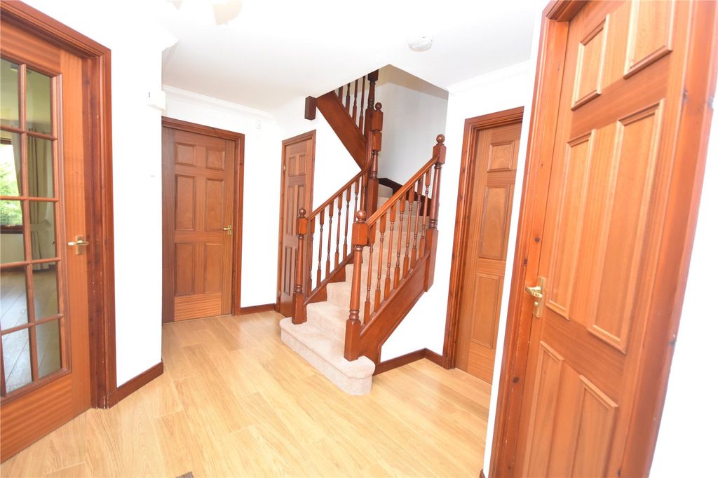 Property photo 2 of 17 Photo 2